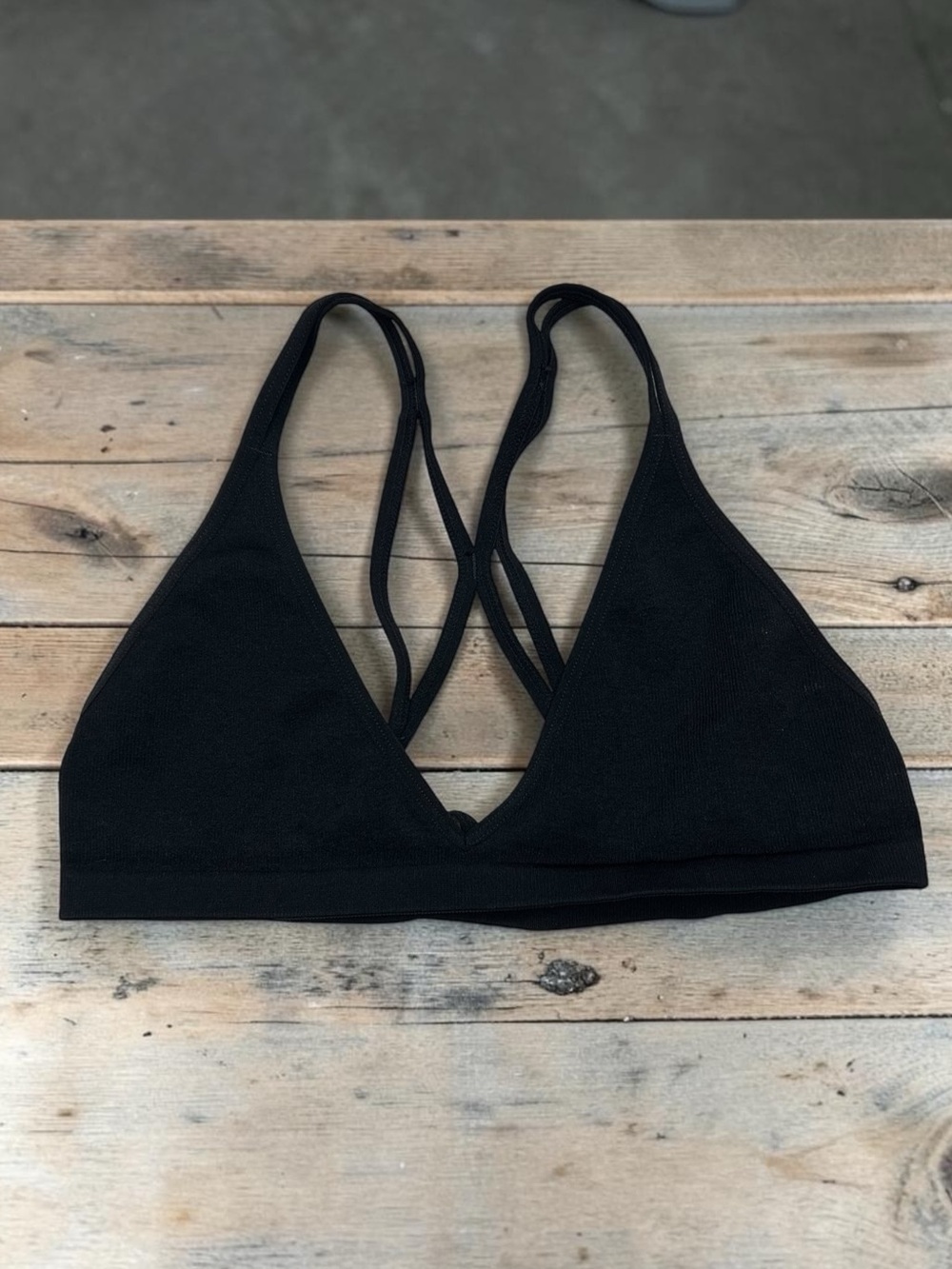 Free People Intimately Seamless Strappy-Back Bralette – Black size M/L